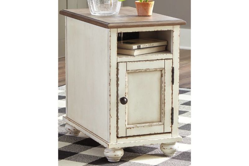 Picture of MAGNOLIA CHAIR SIDE END TABLE - T523
