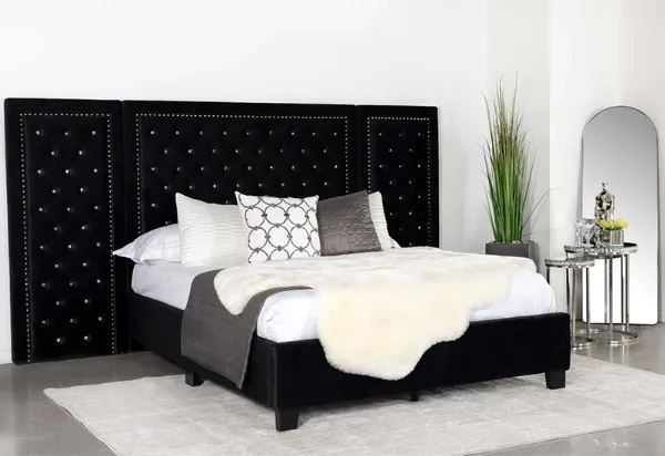 HAILEY KING BLACK BED
