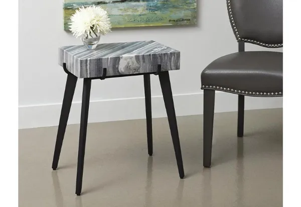 SIDE ACCENT TABLE